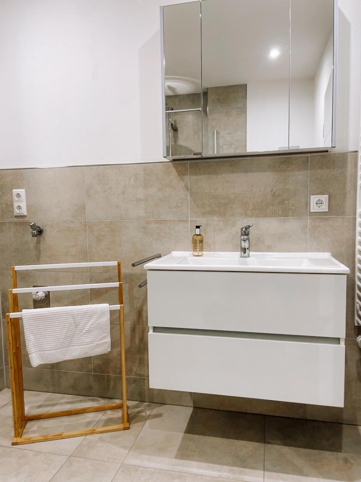 Doreyhome P3 - Modernes Charmantes Apartment Pasawa Zewnętrze zdjęcie